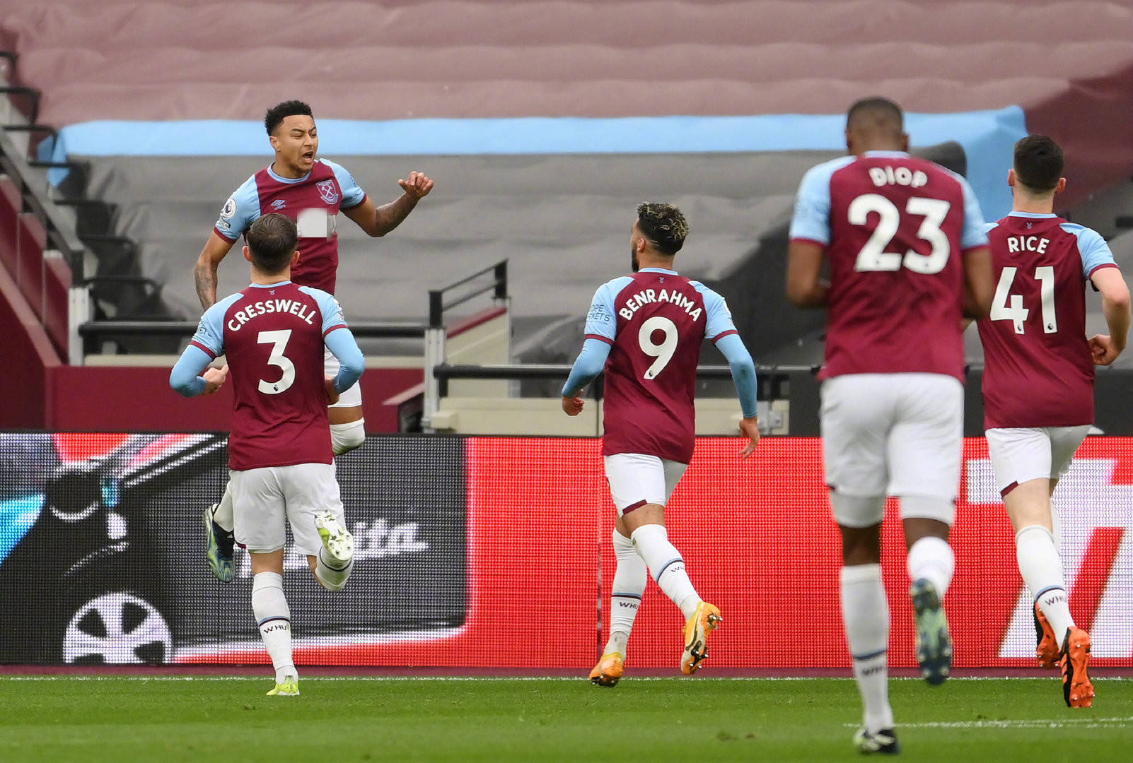 球员替换背 球员替换背